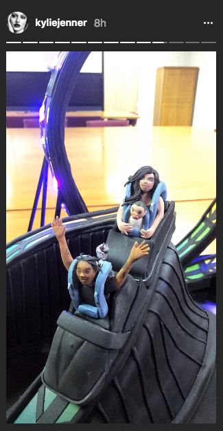 Illustration for article titled Kylie Rented 6 Flags for a Whole Night
